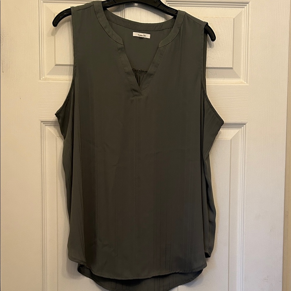 Maurices Dark Green Sleeveless Blouse